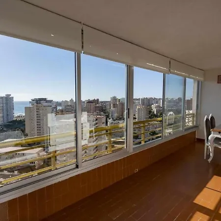 Leo Familiar Alicante